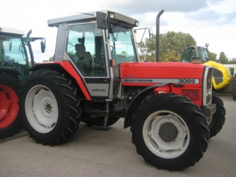 Massey Ferguson image
