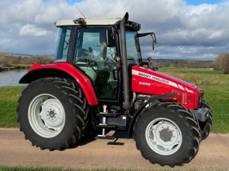 Massey Ferguson image
