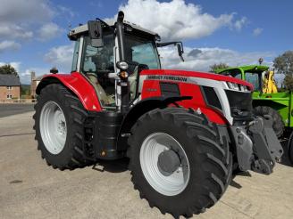 Massey Ferguson image