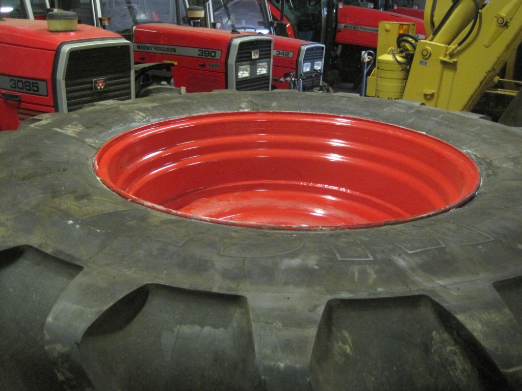 2x new Michelin 710/70/38 tyres fitted to Fendt rims