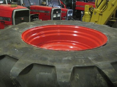 2x new Michelin 710/70/38 tyres fitted to Fendt rims