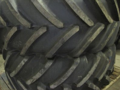 2x new Michelin 710/70/38 tyres fitted to Fendt rims