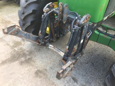 Hydrac front linkage to fit John Deere 4240 tractor