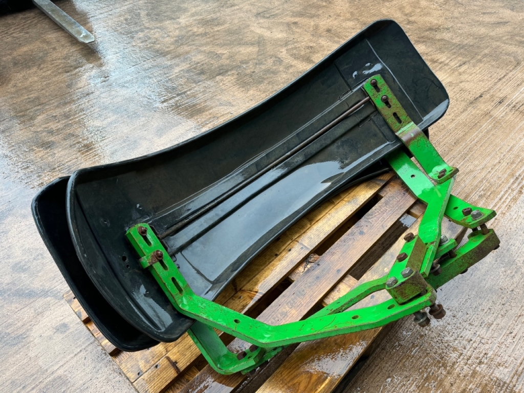 John Deere front fenders