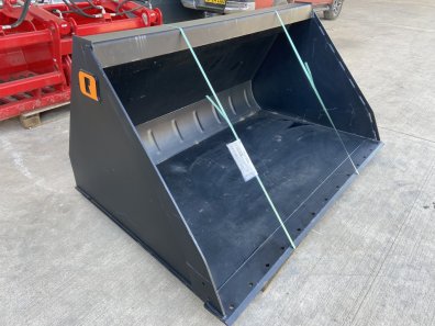 Quicke 220GXL+ bucket, NEW, 7ft wide, choice of bolt on hooks, 1.9 cube