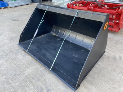 Quicke 220GXL+ bucket, NEW, 7ft wide, choice of bolt on hooks, 1.9 cube