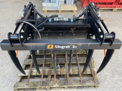 Quicke Silograb S+ 110, 3ft 6 wide, Euro hooks and hoses, very little use