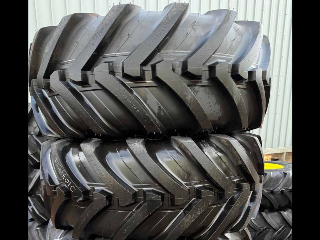4x new 500/70/24 Michelin tyres