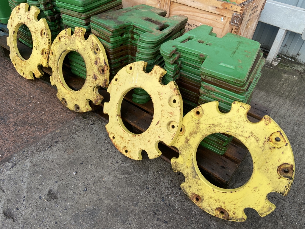 John Deere crawler idler weights, 45kg, good condition