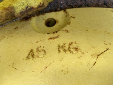 John Deere crawler idler weights, 45kg, good condition