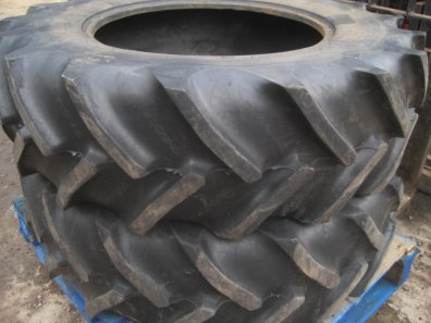 2x 14.9/28 Goodyear tyres 40-50%