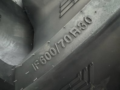 4x new 600/70/30 BKT tyres