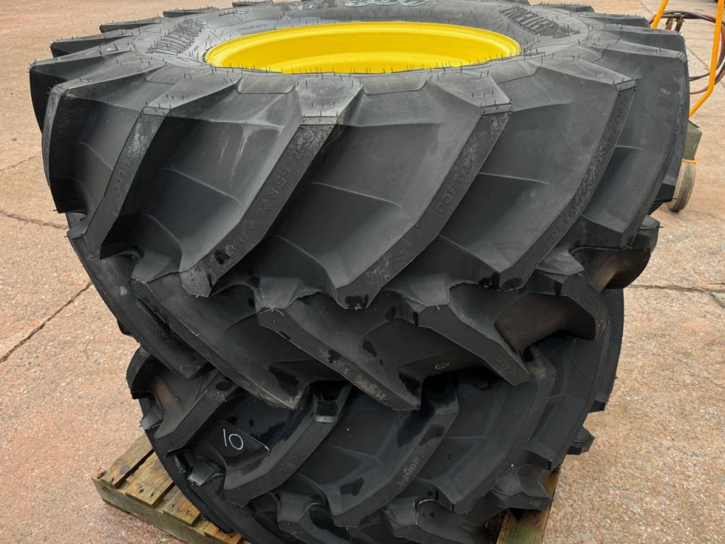 2x 600/65/38 + 2x 540/65/24 Trelleborg tyres to fit John Deere wheels, will fit JD 6430, 6120 and 6130