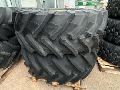 2x 600/65/38 + 2x 540/65/24 Trelleborg tyres to fit John Deere wheels, will fit JD 6430, 6120 and 6130