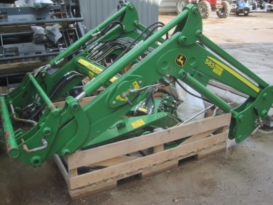 John Deere 583 loader, 2010, 4 cylinder brackets and valve, soft drive, third service, self levelling, multi docking and Euro carriage