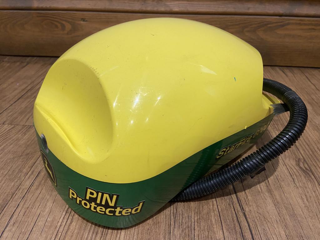 John Deere SF6000 receiver, used