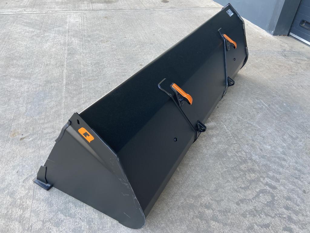 Quicke 245GM bucket, NEW, 8ft wide, Euro hooks