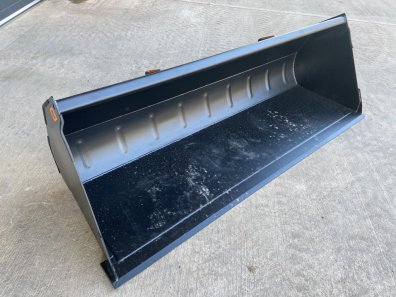 Quicke 245GM bucket, NEW, 8ft wide, Euro hooks