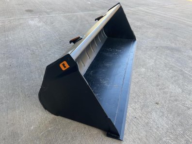 Quicke 245GM bucket, NEW, 8ft wide, Euro hooks