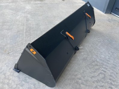 Quicke 245GM bucket, NEW, 8ft wide, Euro hooks