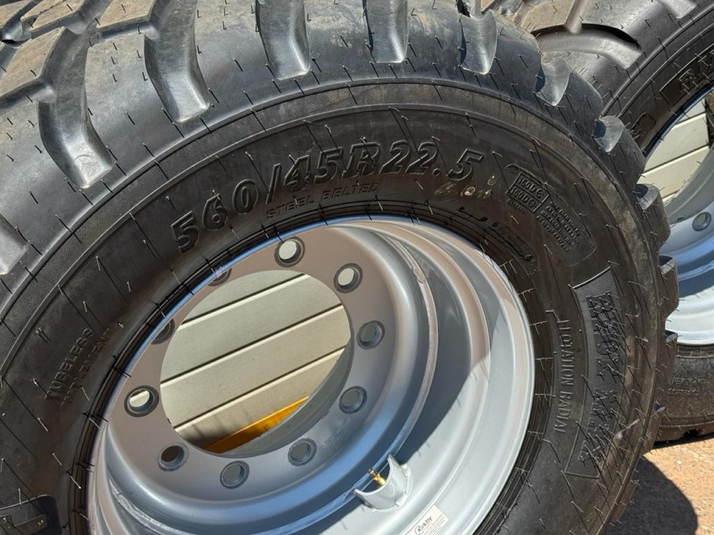 4x new 560/45/22.5 BKT tyres fitted to 10 stud wheels