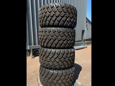4x new 560/45/22.5 BKT tyres fitted to 10 stud wheels