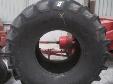 1x new Goodyear Optitrac 900/60/32 tyre