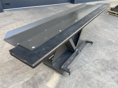 Woodchuck 84FP Feed pusher, NEW, 7ft wide, left and right working angle