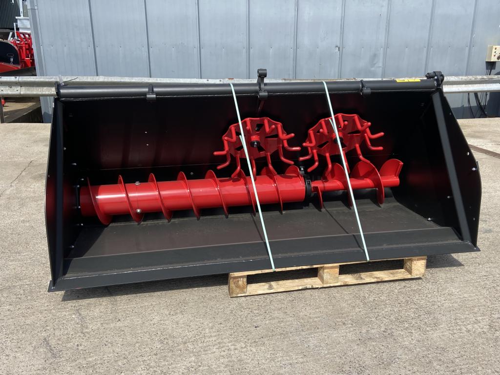 MX BD2002L feeder bucket, NEW, 8ft wide, bolt on pin and cone hooks, left hand discharge, 2x adgitators