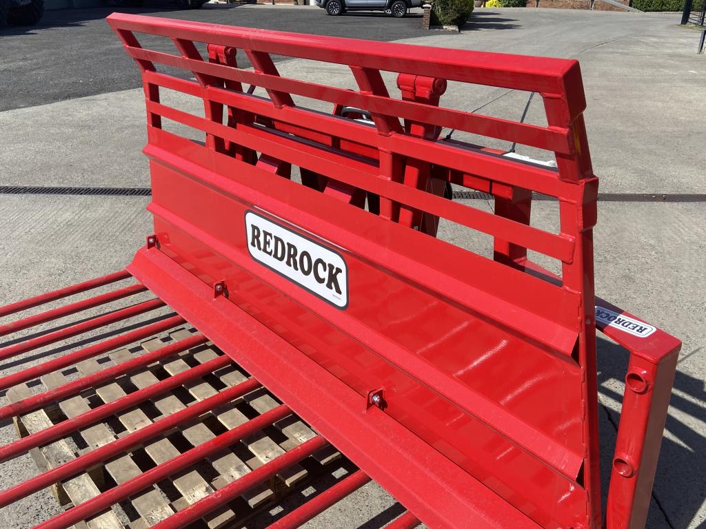 Redrock 8ft 6" buckrake, NEW, hydraulic push off, three point linkage, 13 bottom tines + 4 side