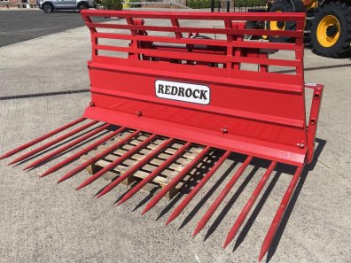 Redrock 8ft 6" buckrake, NEW, hydraulic push off, three point linkage, 13 bottom tines + 4 side