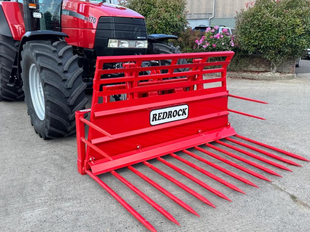 Redrock 7ft 6" buckrake, NEW, hydraulic push off, three point linkage, 12 bottom tines + 4 side