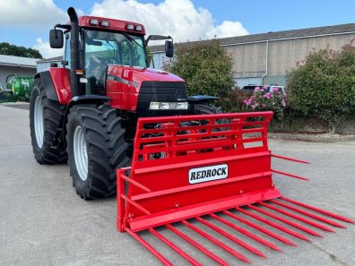 Redrock 7ft 6" buckrake, NEW, hydraulic push off, three point linkage, 12 bottom tines + 4 side