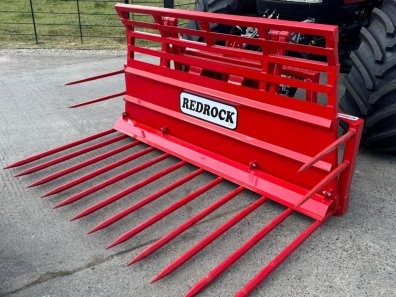 Redrock 7ft 6" buckrake, NEW, hydraulic push off, three point linkage, 12 bottom tines + 4 side