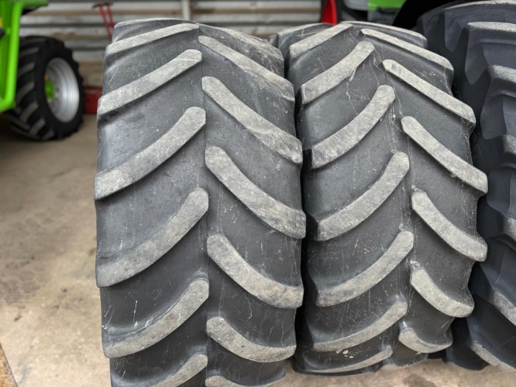 2x 540/65/28 Firestone tyres, 20%