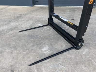 Quicke L+ bale fork, NEW, hinged lower folding tines, extra top tines, height adjustable frame, bracket ready