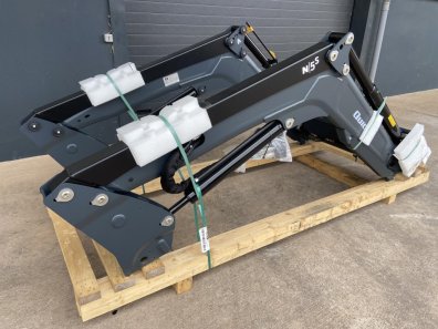 Quicke N5s loader boom, NEW, Euro carriage, soft ride, third service, self leveling