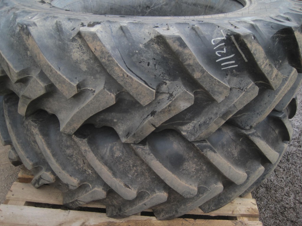 2x 16.9/34 tyres 90%