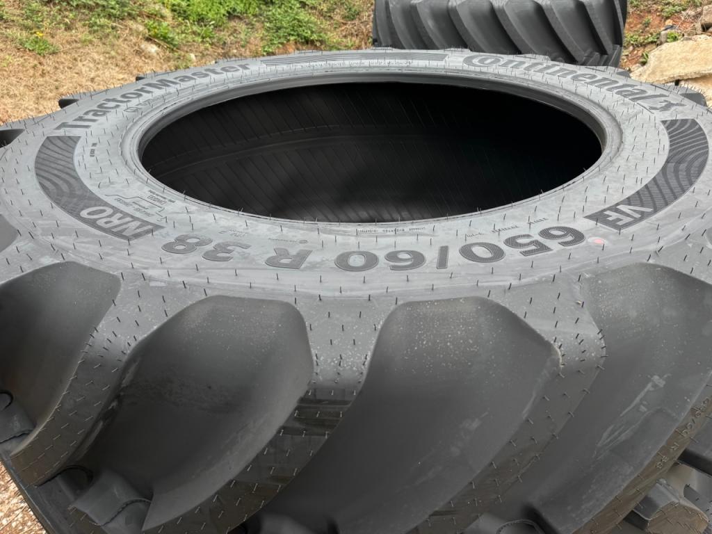 2x 750/70/44 + 2x 650/60/38 new Continental tyres