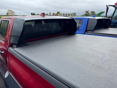 Toyota blade and load bay cover, removed from new Hi-Lux