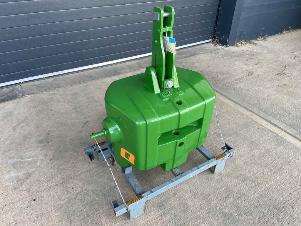 Quicke 900kg weight block, NEW, John Deere green, compatible with 600kg extension