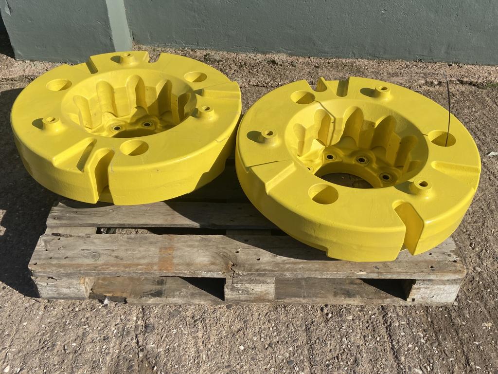 John Deere rear wheel weights, NEW, complete with 8 stud carriers
