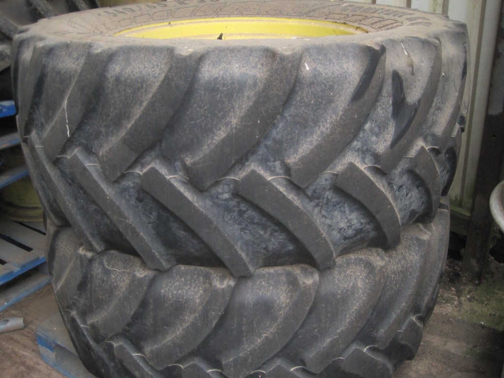 2x 540/65/30 Goodyear tyres and JD wheels to fit JD 7530