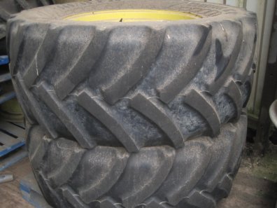2x 540/65/30 Goodyear tyres and JD wheels to fit JD 7530