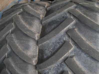 2x 540/65/30 Goodyear tyres and JD wheels to fit JD 7530