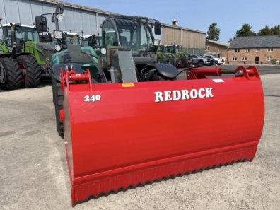 Redrock 240/130 shear grab, NEW, 2.4 meters wide, 1.3 meter high, twin ram, chrome rams, bolt on blades