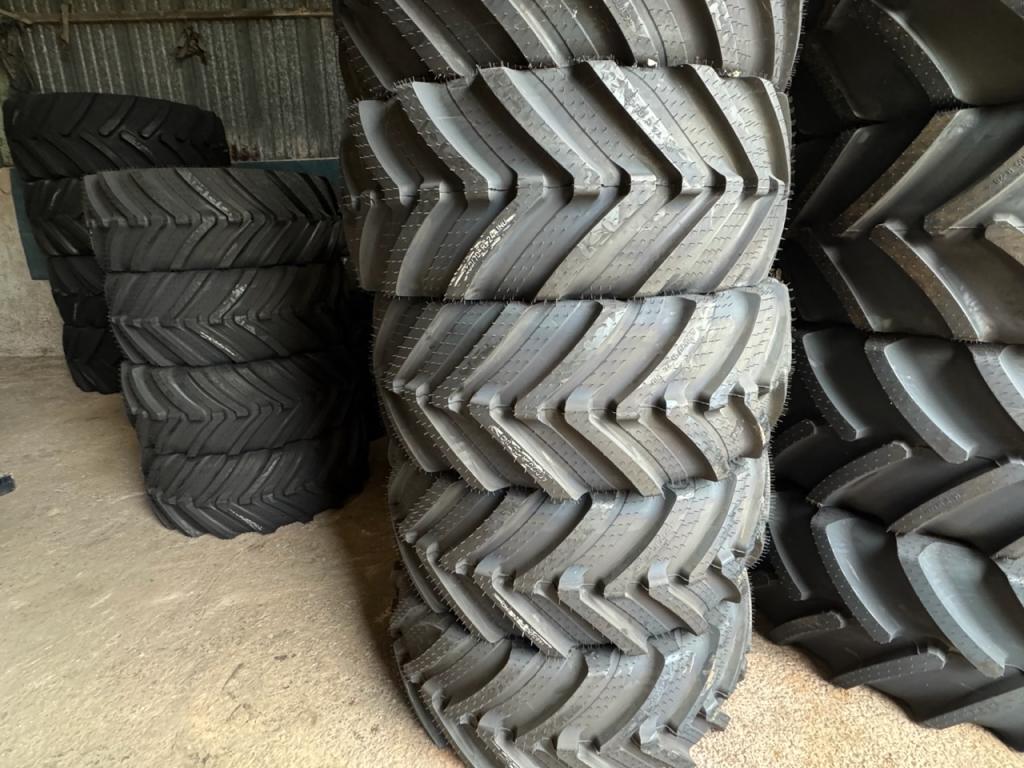 4x new 460/70/24 Continental telescopic handler tyres