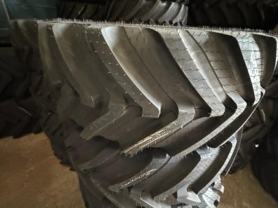 4x new 460/70/24 Continental telescopic handler tyres