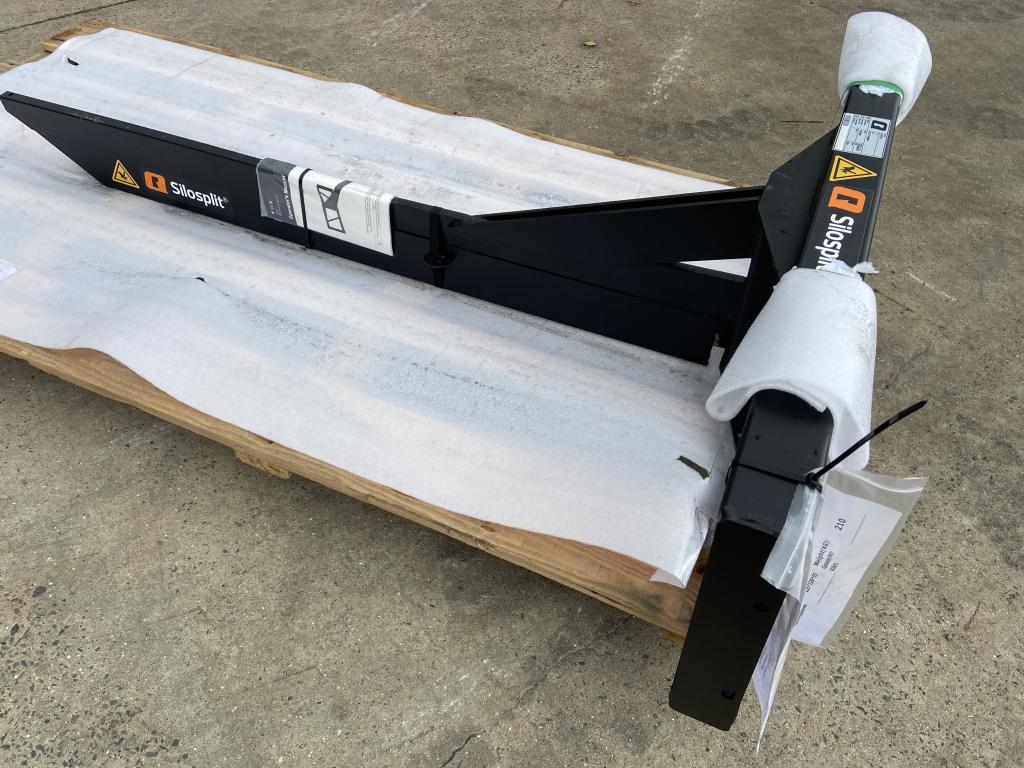 Quicke Silosplit bale slicer, NEW, can transport and cut bales easily, bracket ready