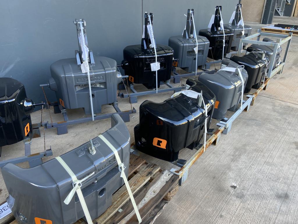 Quicke Qbloq weight blocks, NEW, 900kg + 600kg and 300kg extensions, available in black or grey
